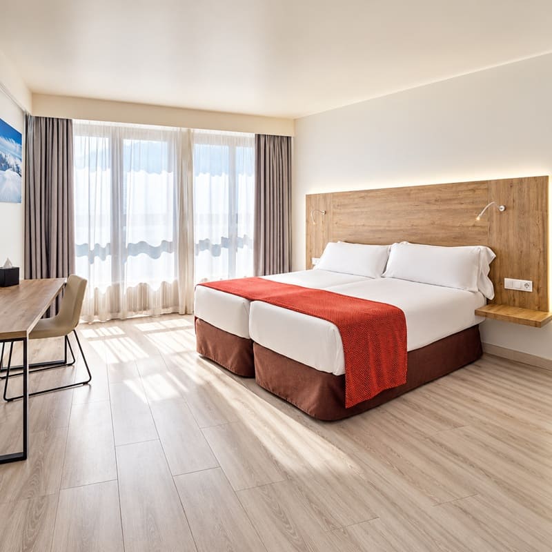 Oferta 10 % de descuento en la Familiar Superior en Hotel VM Prisma
