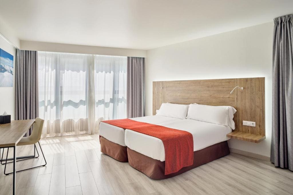 Habitaci&oacute;n Doble Deluxe Hotel VM Prisma Andorra