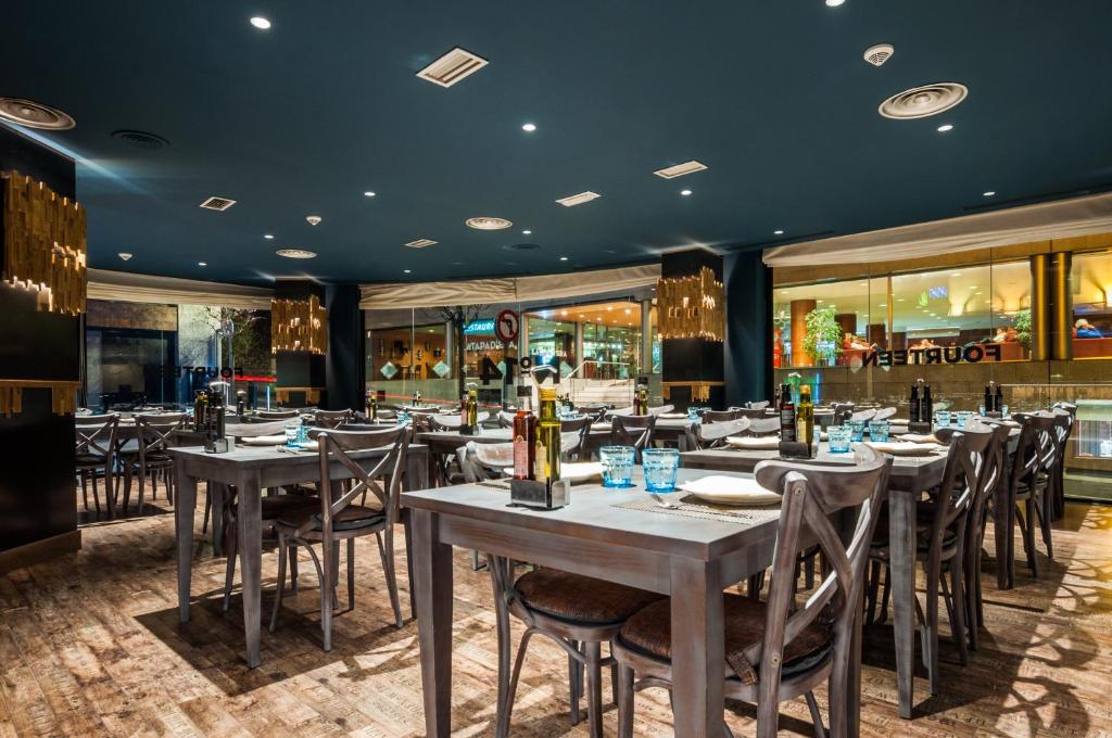 Sala del N&ordm;14 Fourteen Restaurant, Hotel VM Prisma Andorra