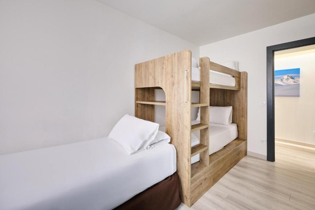 Habitaci&oacute;n Familiar Superior 6 personas Hotel VM Prisma Andorra